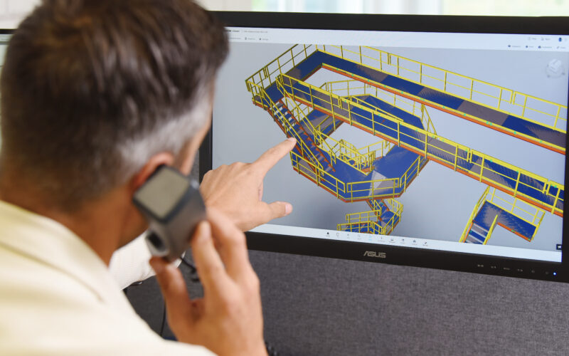 Constructie maatwerk met looproosters GVK, GRP gratings