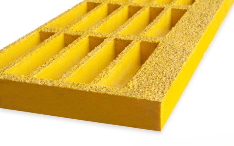 Traptrede paneel voor trap geel kunststof gvk