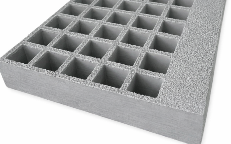 Grijze quartz grit kunststof paneel traptreden