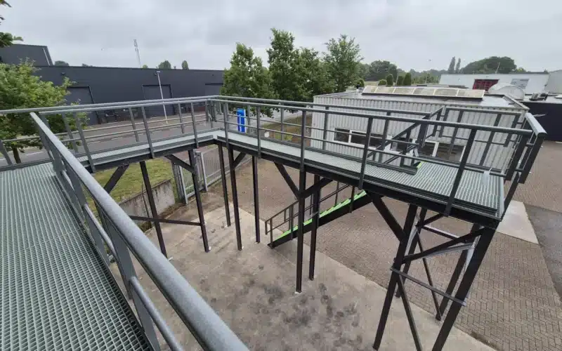 GVK Toegangsbordes, Roosters Leuningen Bevestigingsmateriaal